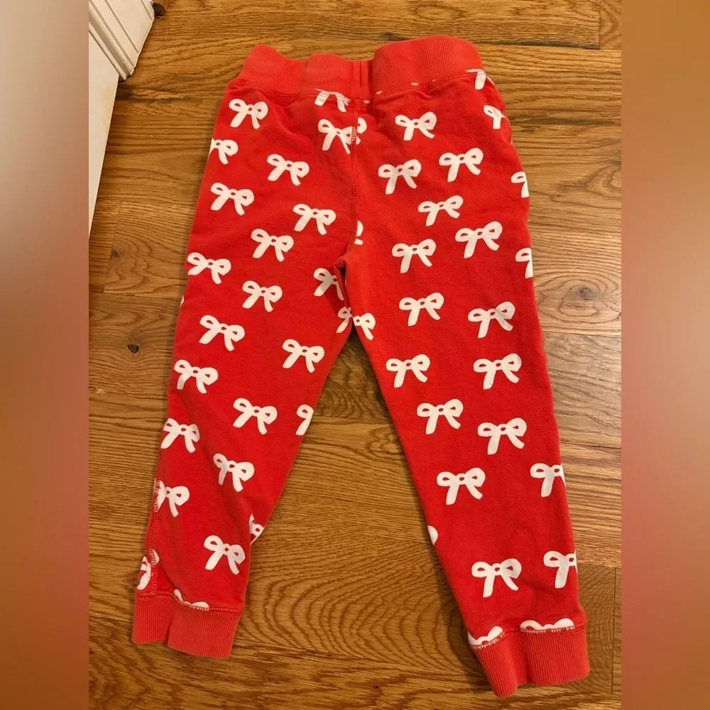 Hanna Andersson Print Sweatpants In French Terry Tangy Red Bow Print size 110 5